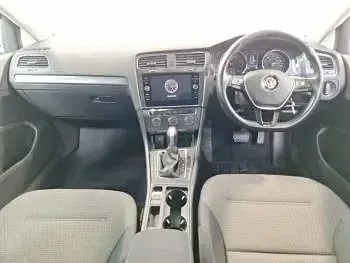 Used VW Golf VII SE 125 HP (91 kW) 2017 Silver Hatchback