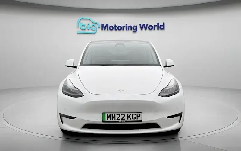 Used Tesla Model Y Long Range AWD 286 kW (389 HP) 2025 SUV