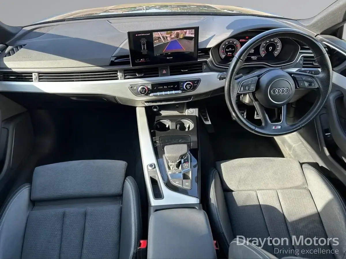 Begagnad Audi A5 S-Line 150 HK (110 kW) 2022 Svart Sportkupé
