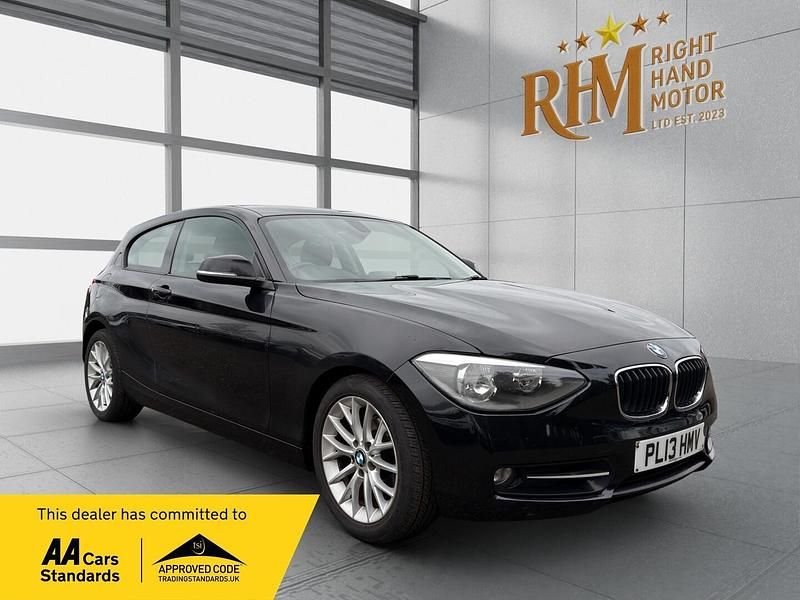 Used BMW 118 Sport Line 2013 Black Hatchback