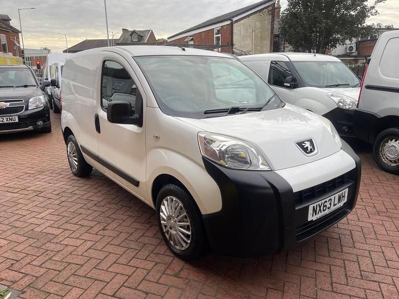 White Used 2013 Peugeot Bipper S MPV | £3,295 (Fair price) - Image 1/4