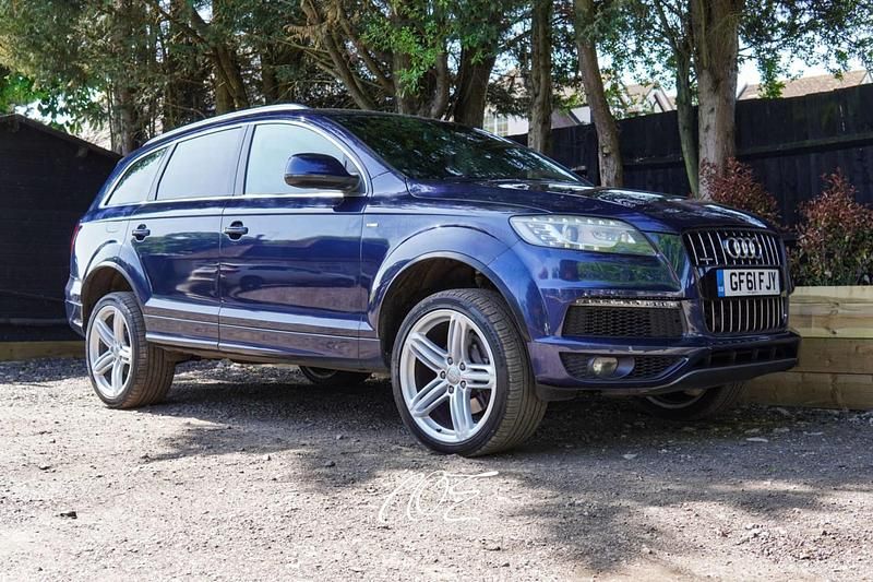 Blue Used 2011 Audi Q7 S-Line SUV | £6,999 (Fair price) - Image 1/4