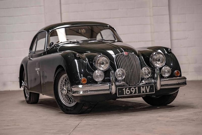 Blue Used 1960 Jaguar XK Coupe | £65,000 - Image 1/3