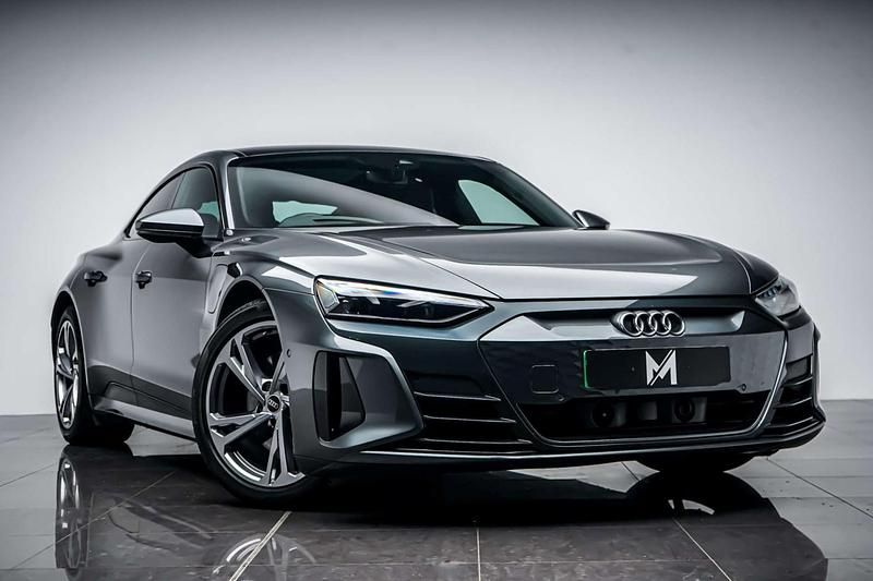 Used Audi e-tron GT quattro Comfort 389 kW (530 HP) 2023 Grey Sedan