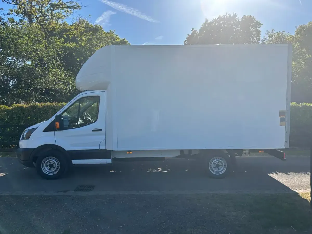 Usado Ford Transit 130 HP (95 kW) 2019 Branco Cabrios