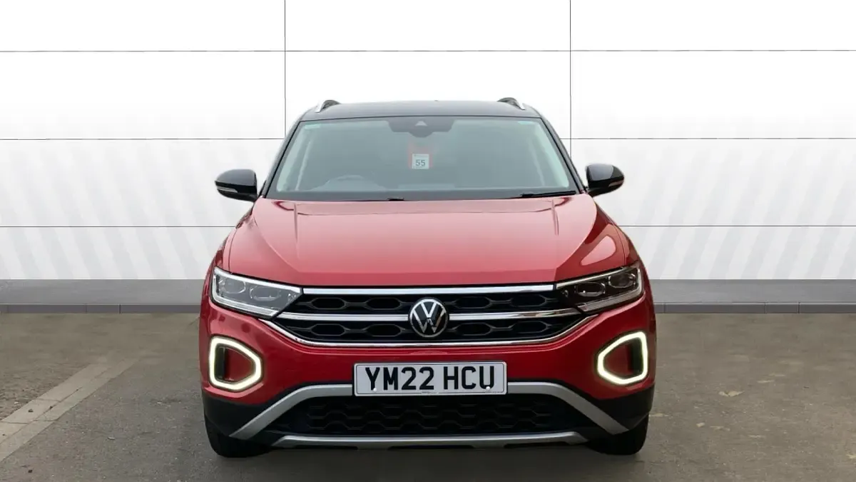 Usado VW T-Roc Style 150 HP (110 kW) 2022 Vermelho SUV