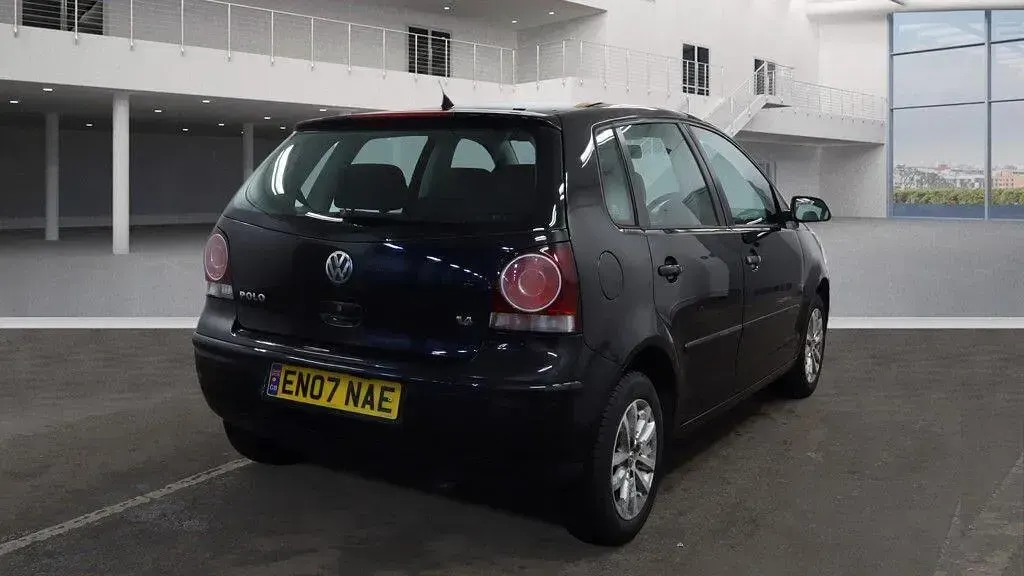 Used VW Polo S 80 HP (58 kW) 2007 Black Hatchback