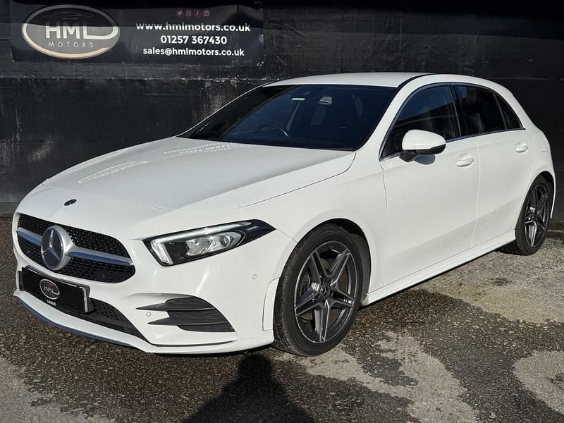 Used Mercedes A180 AMG line 116 HP (85 kW) 2018 White Hatchback