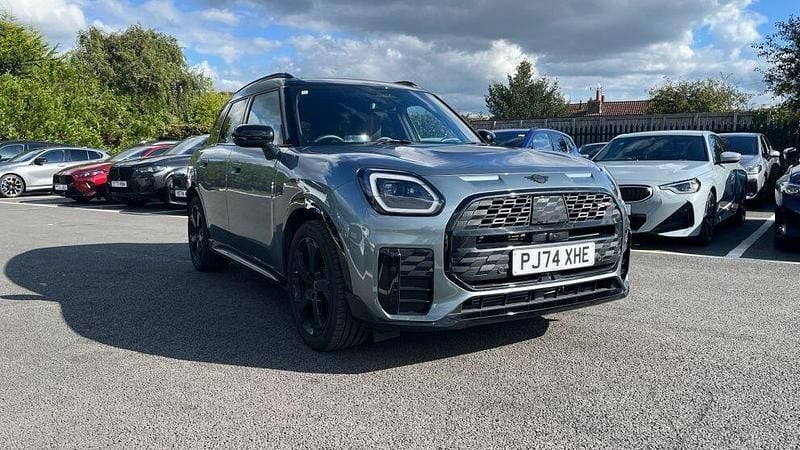 Green Used 2025 Mini Countryman SUV | £34,899 (Fair price) - Image 1/4