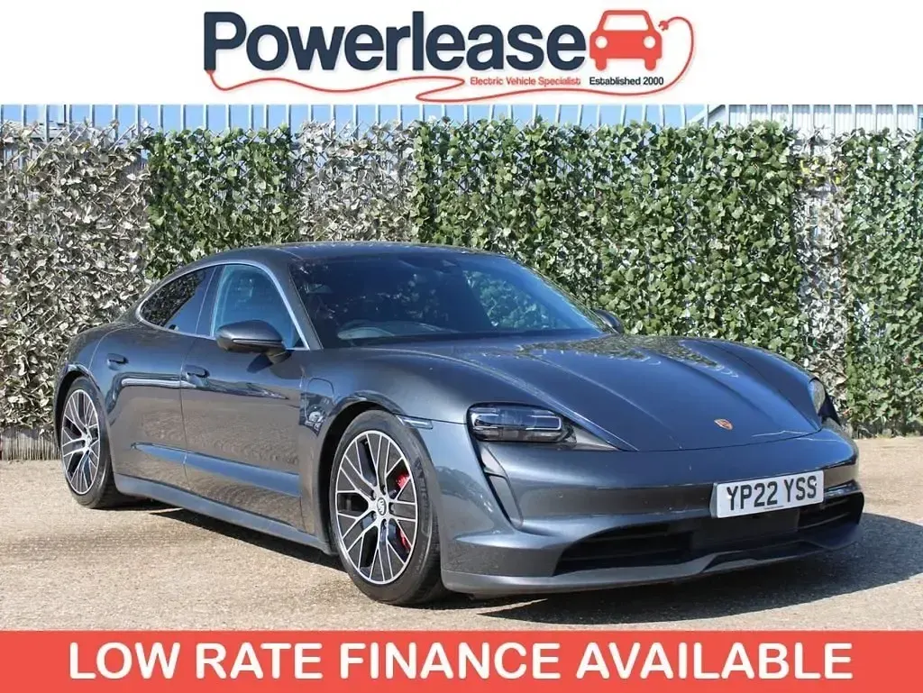 Begagnad Porsche Taycan Performance Package 11 kW (15 HK) 2022 Grå Sedan