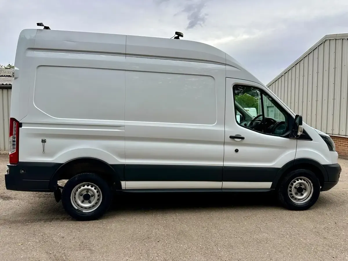 Used Ford Transit 130 HP (95 kW) 2019 White Van