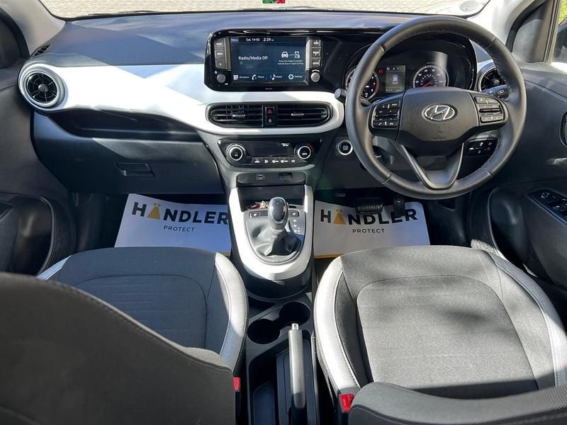 Usado Hyundai i10 Premium 2023 Preto Citadino