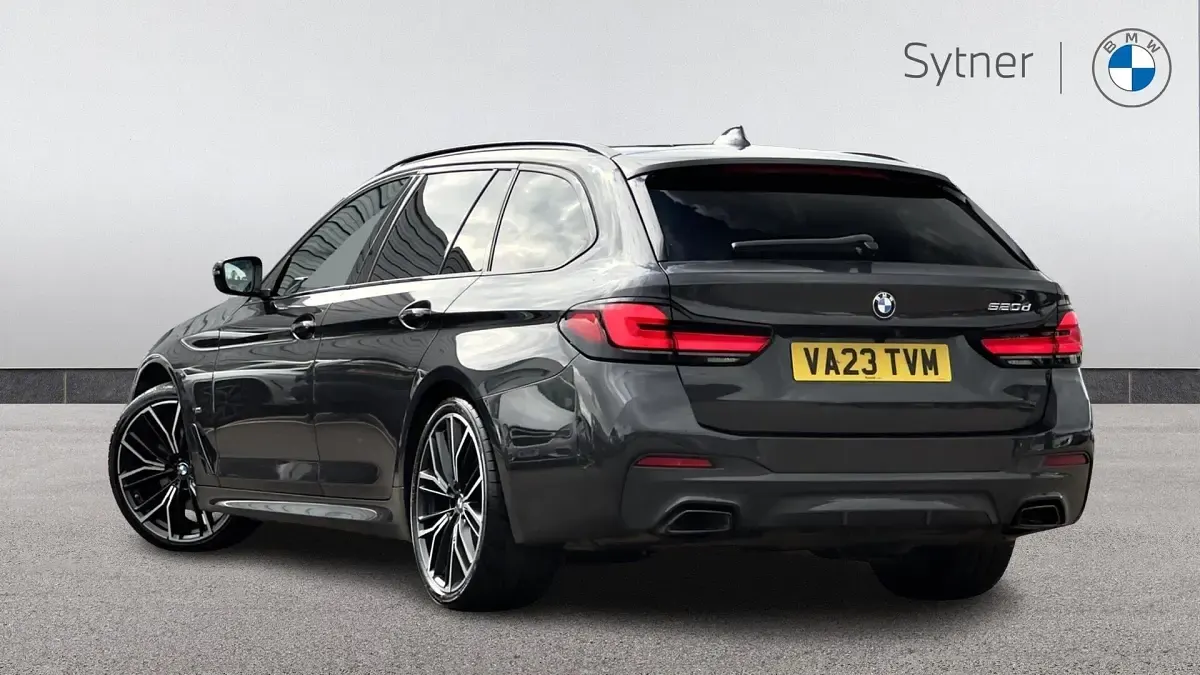 Used BMW 520 M Sport 187 HP (137 kW) 2023 Grey Estate
