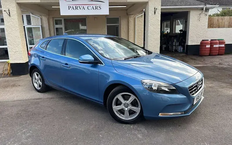 Begagnad Volvo V40 SE 120 HK (88 kW) 2015 Blå Halvkombi