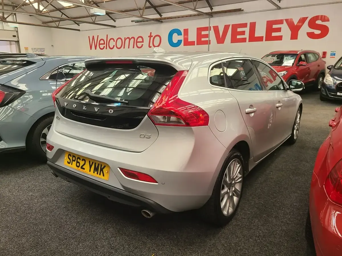 Used Volvo V40 SE Lux 2012 Silver Hatchback