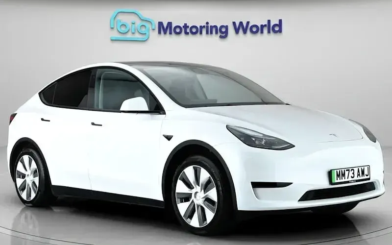 Used Tesla Model Y Standard Range 219 kW (299 HP) 2023 SUV