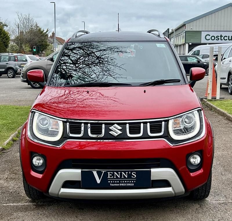 Usado Suzuki Ignis SZ-T 83 HP (61 kW) 2024 Vermelho SUV