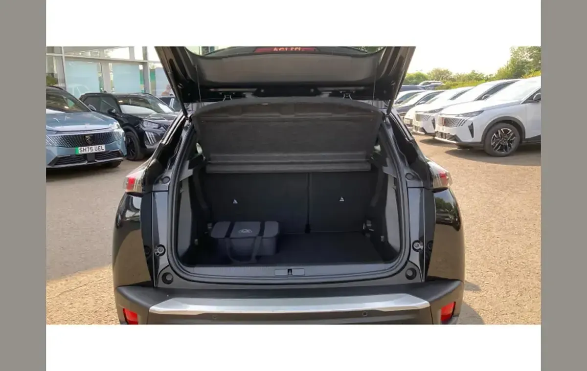 Used Peugeot e-2008 Active+ 100 kW (136 HP) 2023 Black SUV