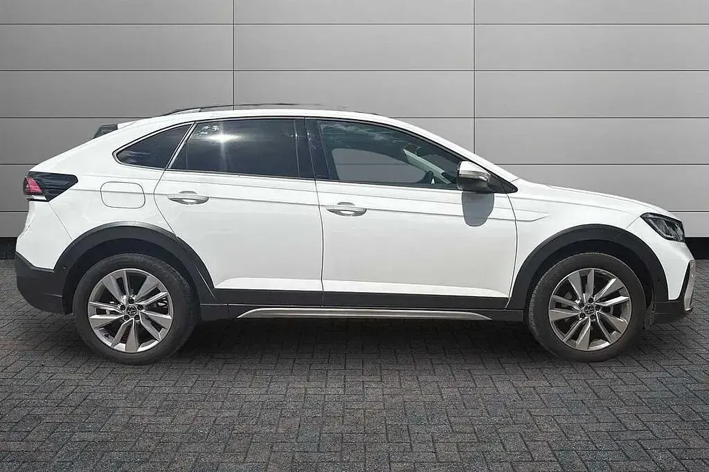 Used VW Taigo Match 115 HP (84 kW) 2025 Pure white SUV