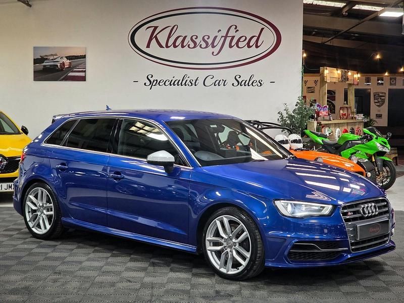 Used Audi S3 Sportback Black Edition 300 HP (220 kW) 2015 Blue Hatchback