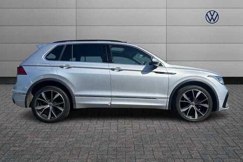 Used VW Tiguan R-line Edition 150 HP (110 kW) 2024 Silver SUV