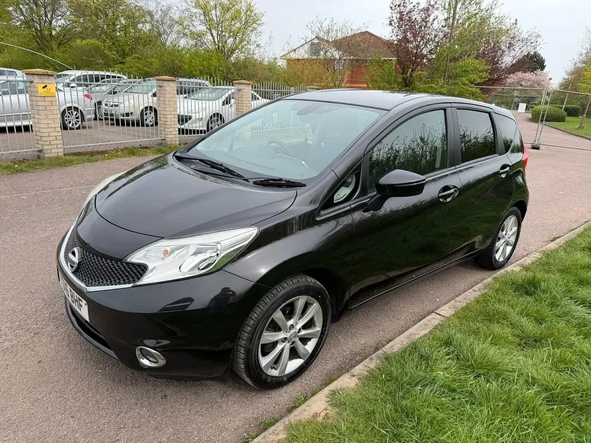 Used Nissan Note Acenta Premium 98 HP (72 kW) 2016 Black Hatchback
