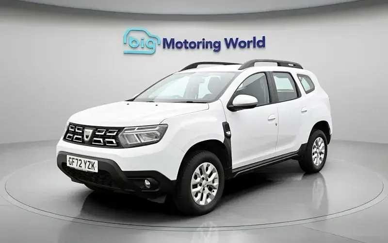 Used Dacia Duster Comfort 90 HP (66 kW) 2022 White SUV