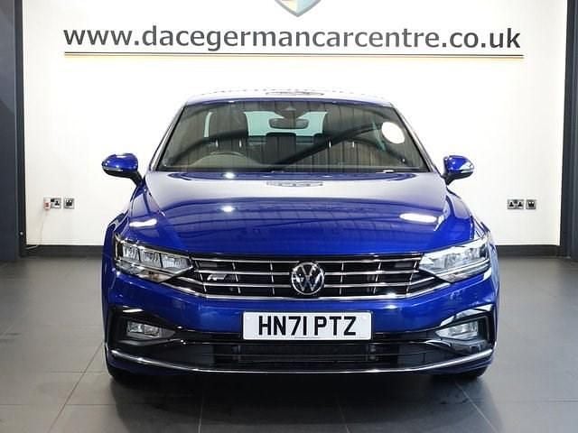 Used VW Passat R-line 150 HP (110 kW) 2021 Blue Sedan