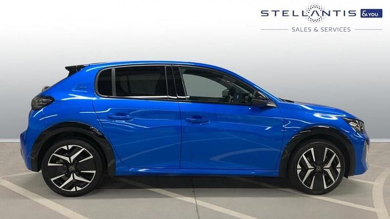 Used Peugeot 208 GT 99 HP (72 kW) 2025 Blue Hatchback