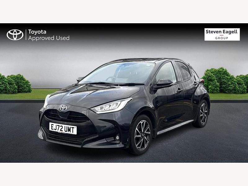 Used Toyota Yaris Hybrid Design 2022 Black Hatchback