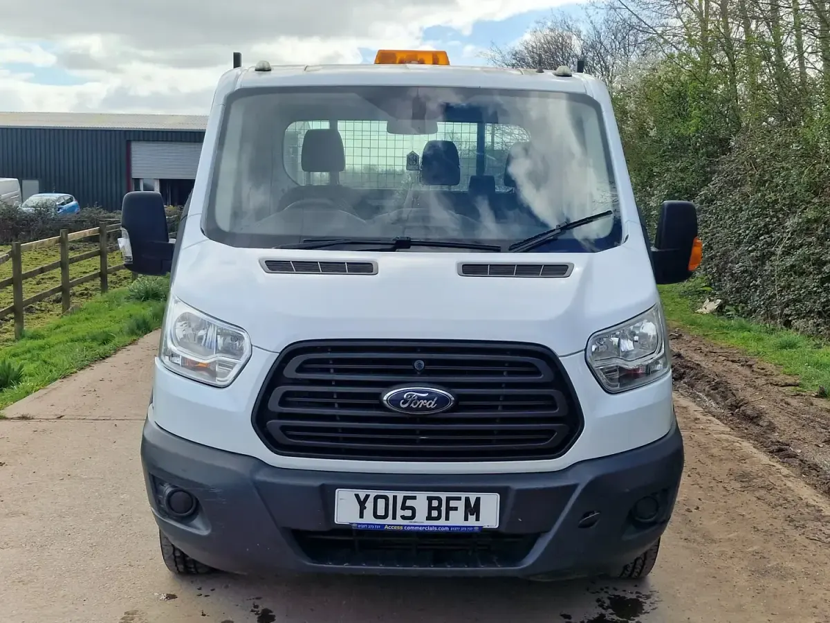 Usado Ford Transit 125 HP (91 kW) 2015 Branco Cabrios