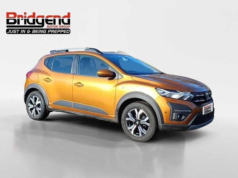 Used Dacia Sandero Prestige 2022 Orange Hatchback