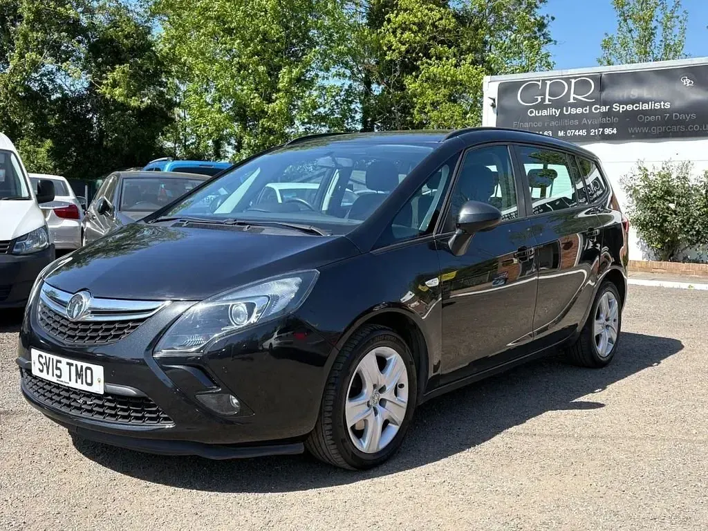 Second-hand Vauxhall Zafira 2015 Negru Monovolum