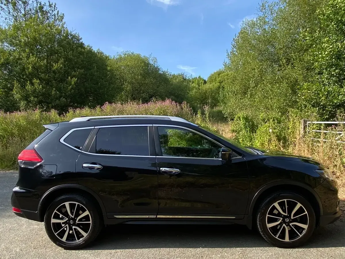 Used Nissan X-Trail Tekna 2018 Black SUV