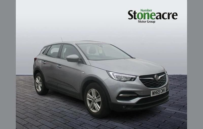 Used Vauxhall Grandland X S 130 HP (95 kW) 2020 Grey SUV