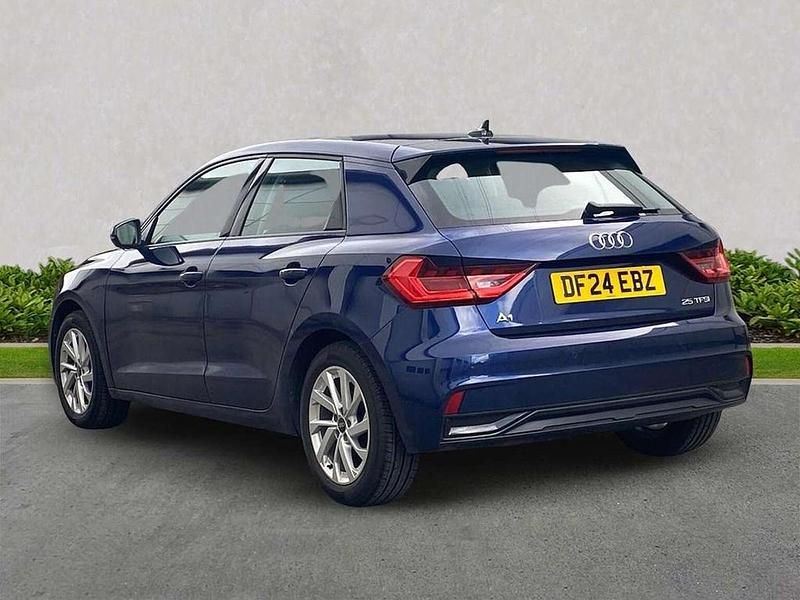 Usado Audi A1 Sport 95 HP (69 kW) 2024 Azul SUV
