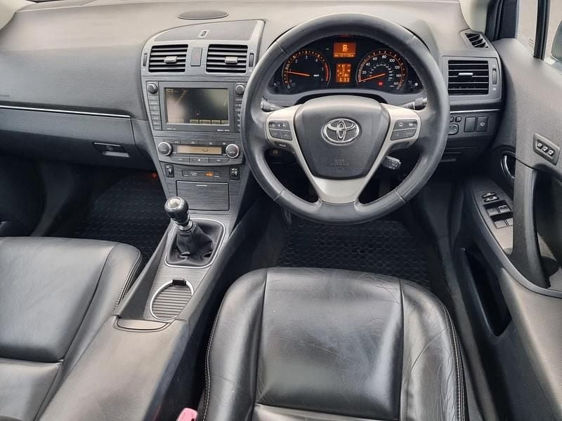 Used Toyota Avensis 2010 Black Estate