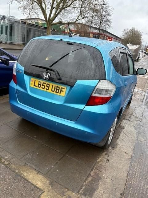 Begagnad Honda Jazz EX 100 HK (73 kW) 2010 Blå Halvkombi