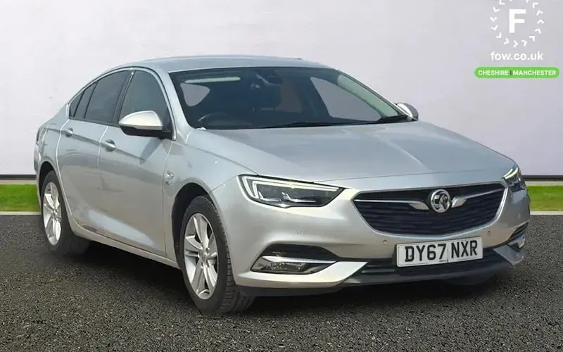 Used Vauxhall Insignia Elite 136 HP (100 kW) 2017 Hatchback