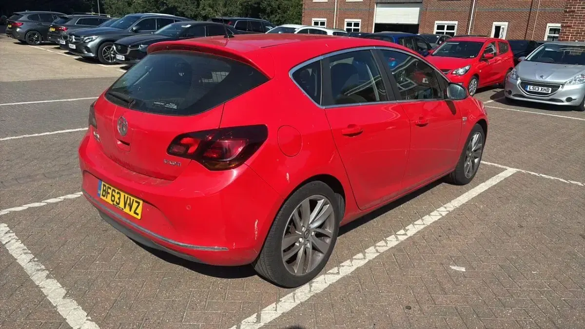 Used VW Touran Match 2010 Silver MPV
