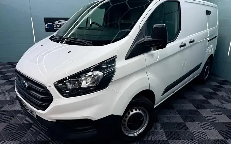 Used Ford Transit Custom S 105 HP (77 kW) 2021 Van
