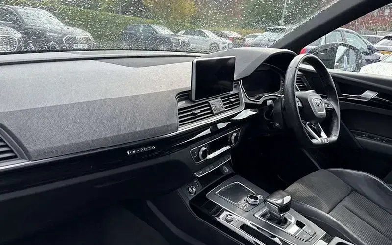 Used Audi Q5 Black Edition 245 HP (180 kW) 2020 SUV