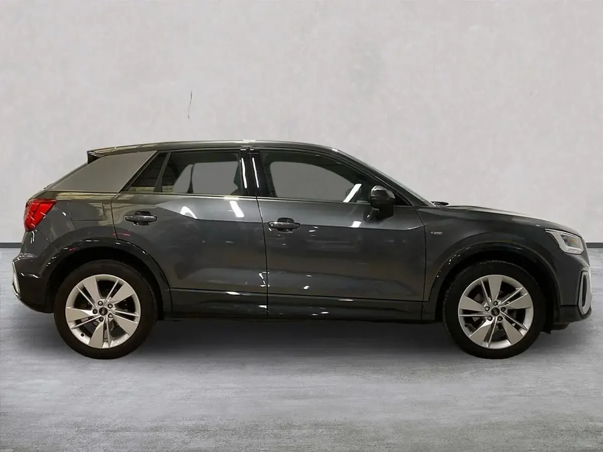 Used Audi Q2 S-Line 150 HP (110 kW) 2023 Grey SUV