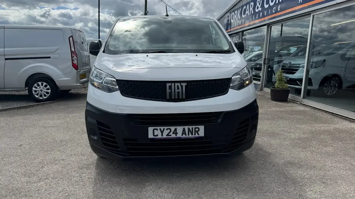 Used Fiat Scudo 142 HP (104 kW) 2024 White Van