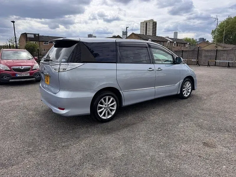 Used Toyota Estima Hybrid 2019 Blue