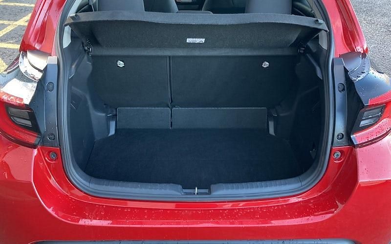 Used Toyota Yaris Hybrid Design 116 HP (85 kW) 2026 Hatchback