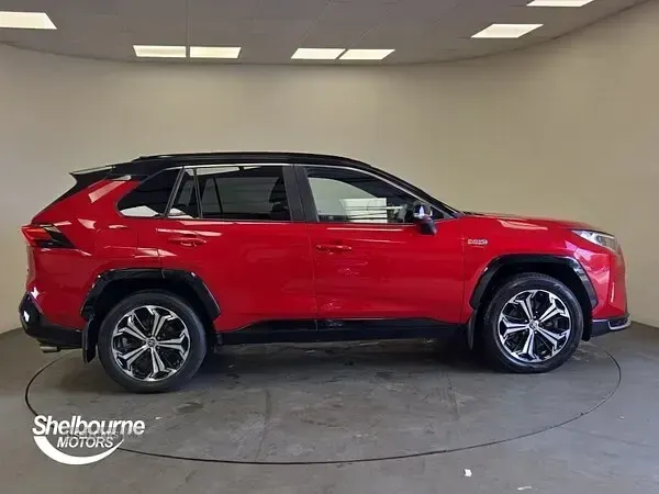 Used Toyota RAV4 218 HP (160 kW) 2021 Red/black SUV