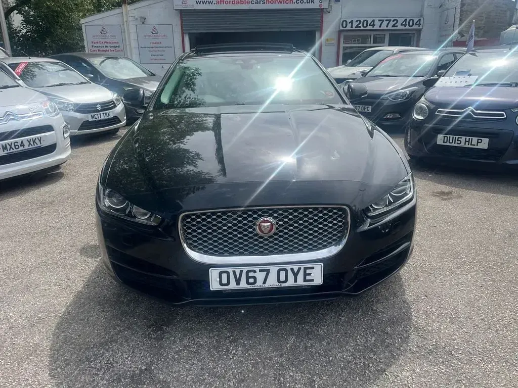Used Jaguar XE Portfolio 180 HP (132 kW) 2017 Black Sedan