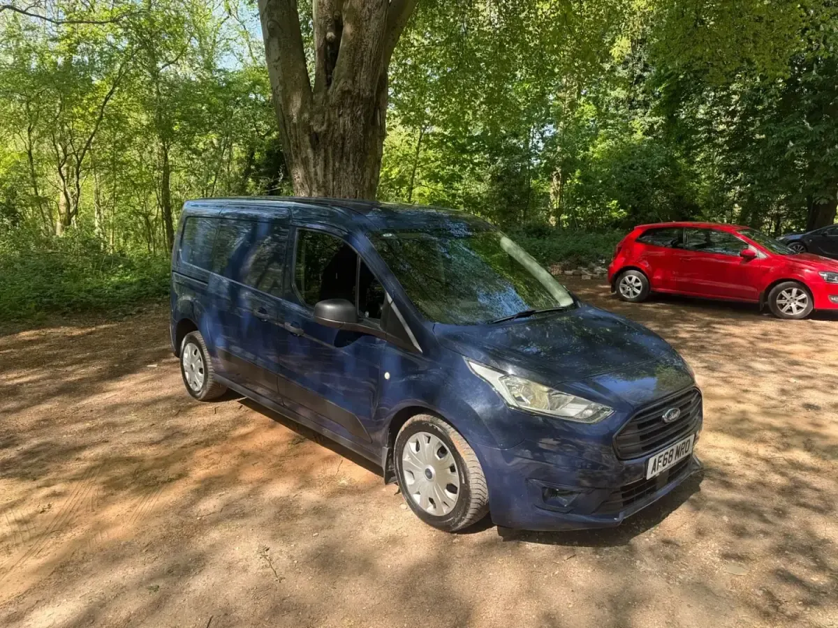 Usado Ford Transit Connect Trend 120 HP (88 kW) 2018 Azul Monovolume