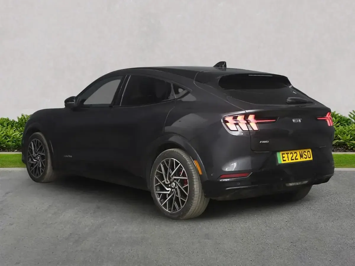 Used Ford Mustang GT 358 kW (487 HP) 2022 Grey Hatchback